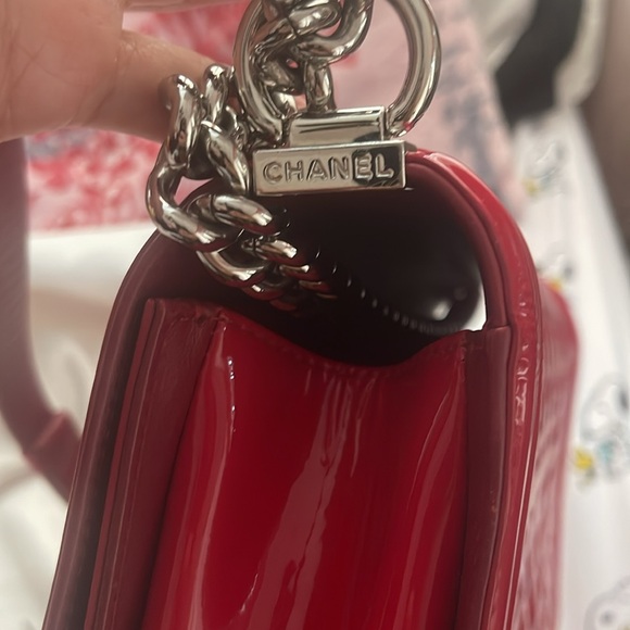 Chanel patent in excellent condition. Clean and in amazing condition. - Picture 9 of 16